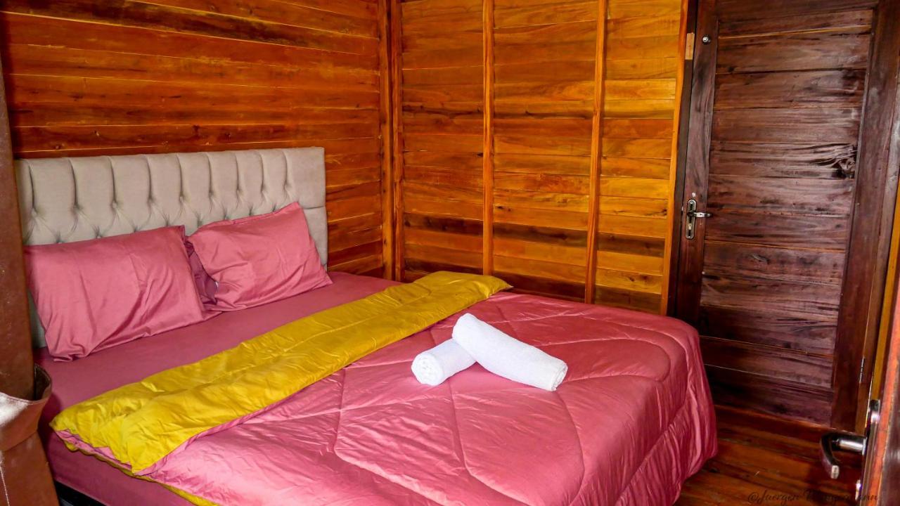 Kuta  Mandalika Queen Hostel מראה חיצוני תמונה